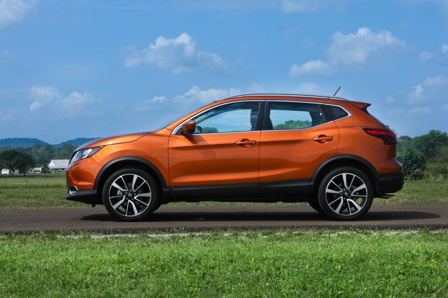  Nissan Rogue Sport 2017 года  (фото 29 из 71)